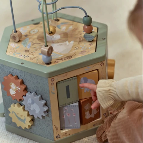 Cube d'activités en bois Safari – Image 3